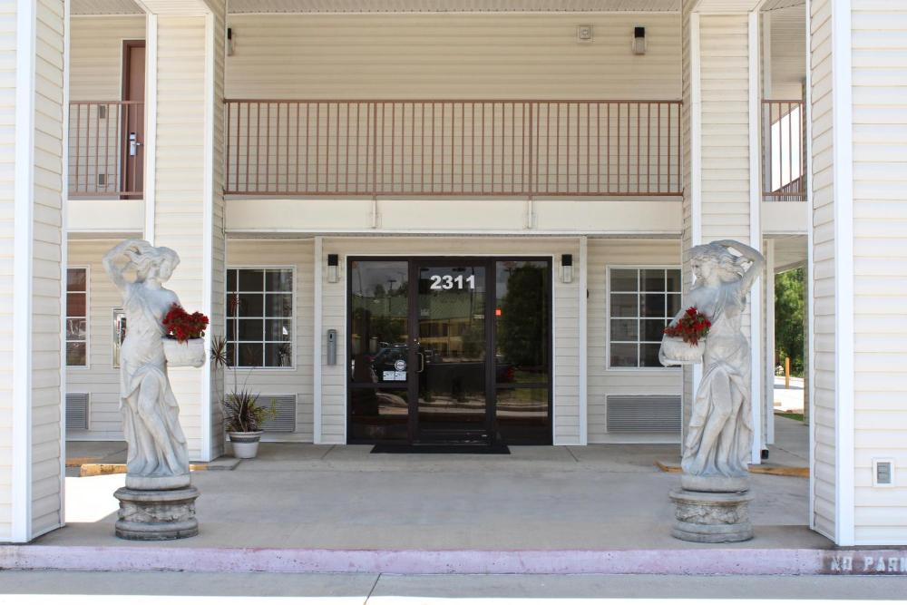 Carom Inn Denham Springs-BatonRouge